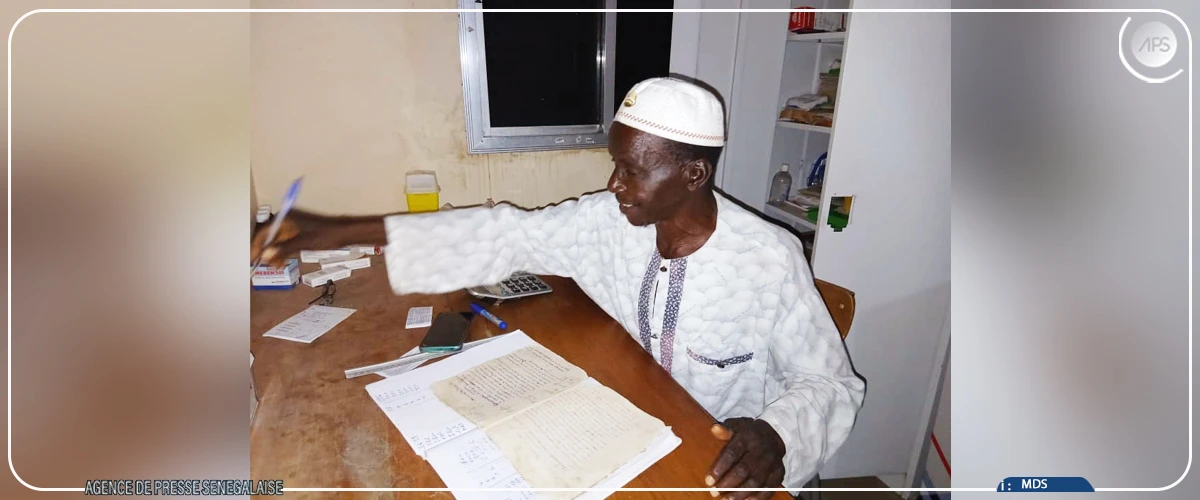 Ibrahima Ndong, 50 ans de soins à Falia : l’agent de santé devenu figure tutélaire