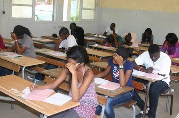 Concours de recrutement d’élèves-maîtres 2026 : suppression provisoire de la dictée en présélection, une épreuve unique de français et maths