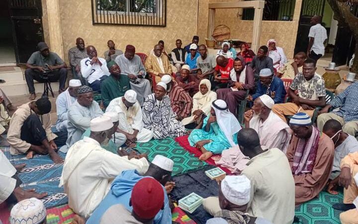 Crise au Parti socialiste : les militants de Tambacounda prient pour Tanor et appellent à l’unité