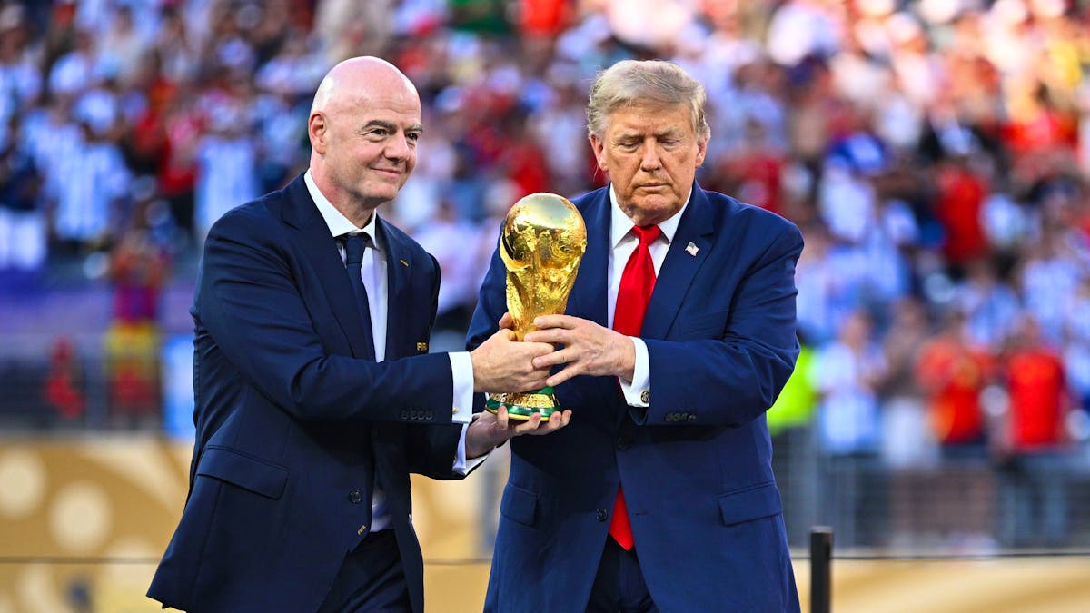 ONU : Trump songerait à Infantino, qui devrait accepter une baisse de salaire de 5 M$