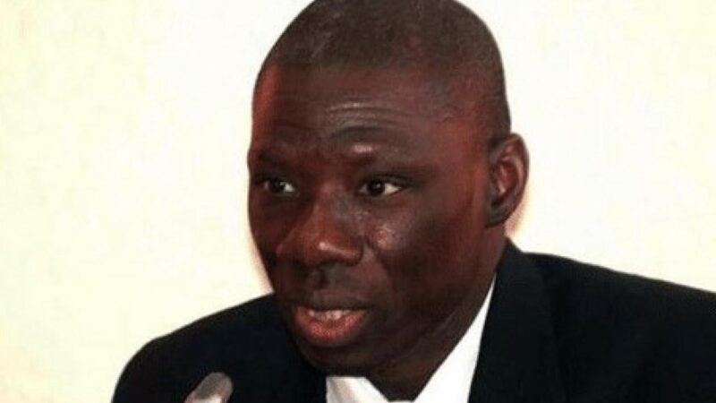 Abdou Aziz Diop condamné à un mois de prison ferme et relaxé pour injures raciales