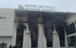 Incendie à Touba : l’état civil préservé, le maire réclame un camp spécial de pompiers