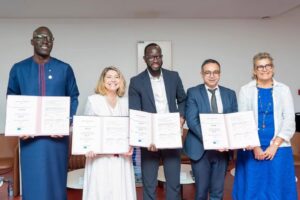 Phase 3 du TER : le Sénégal signe un protocole de financement en présence de l’AFD et de l’UE