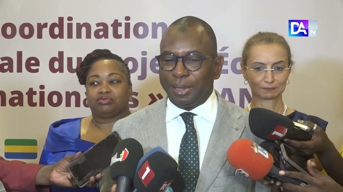 Moustapha Guirassy plaide pour l’institutionnalisation des langues nationales à l’école