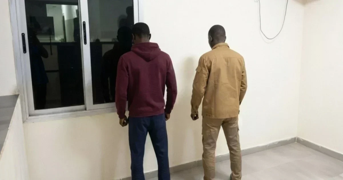 « Je fais des finitions à mes clientes depuis 2024 »: les aveux de deux gigolos qui ciblaient des femmes aisées à Dakar