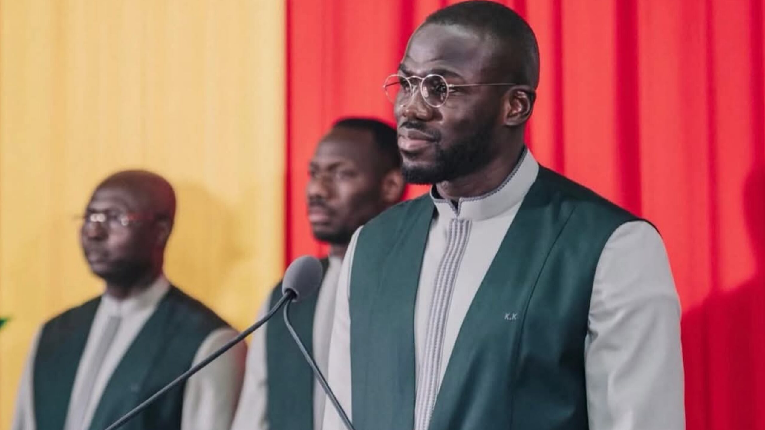 « Arrêtons de nous ridiculiser » : Kalidou Koulibaly adresse un message fort contre les divisions