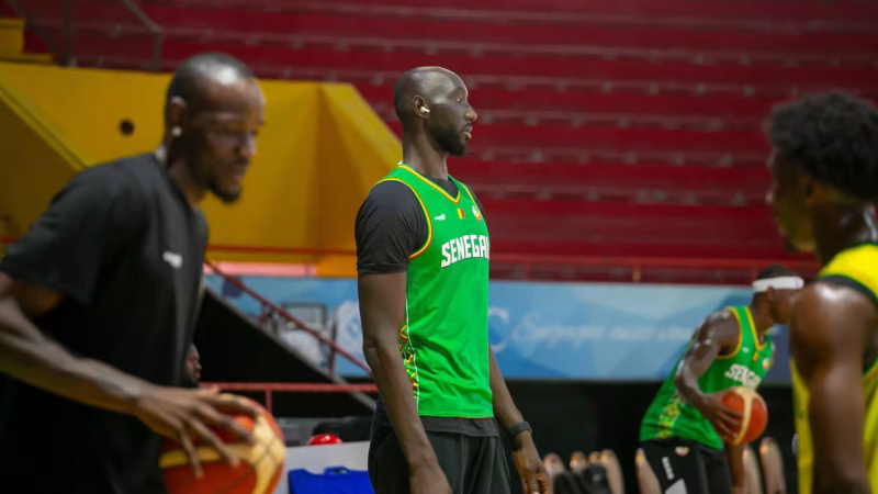 Le Sénégal bat la Côte d&rsquo;Ivoire pour la première de Tacko Fall, sorti sur blessure