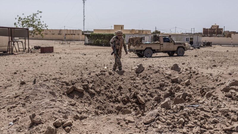 Mali : plus de 50 soldats tués dans une attaque, un élu évoque un problème de coordination avec les Russes
