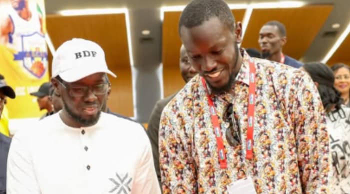 Khouraichi Thiam quitte Pastef : après des semaines de tensions et sans réponse apparente, il rejoint Diomaye Faye