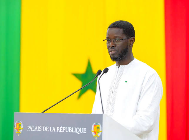 Bassirou Diomaye Faye a annoncé la création d&rsquo;un parti devant 306 maires et lancé un comité préparatoire