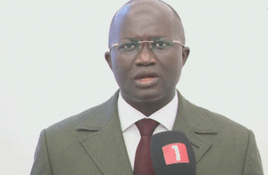 Macky Sall est « libre d’entrer et de sortir du territoire », affirme le ministre Diémé à la veille de sa visite