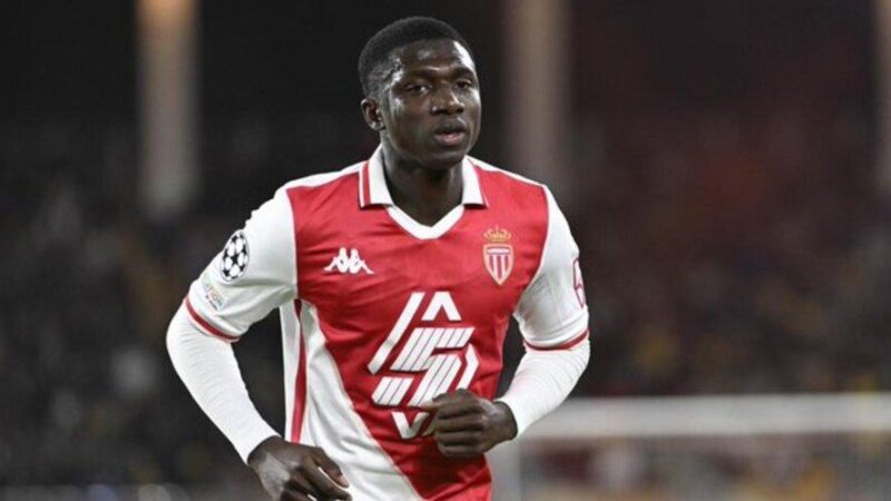 Mercato : Crystal Palace passe à l’offensive pour Lamine Camara