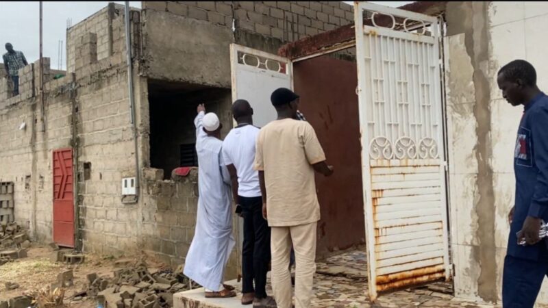 Kahone : des braqueurs lourdement armés attaquent un immeuble, un Indien grièvement blessé