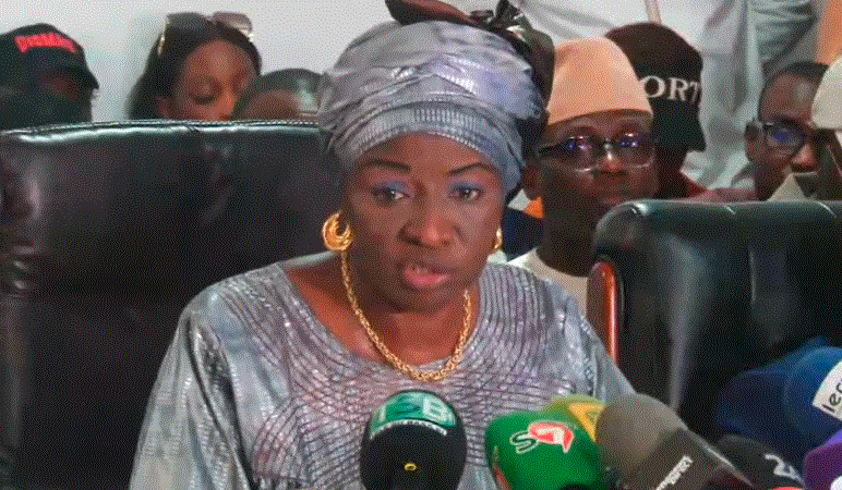 « Il se débrouillait pour qu’on se parle au téléphone »: Aminata Touré révèle ses échanges avec Sonko en prison