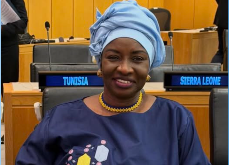 Leadership féminin : Aminata Touré appelle les femmes africaines à « OSER » s’engager