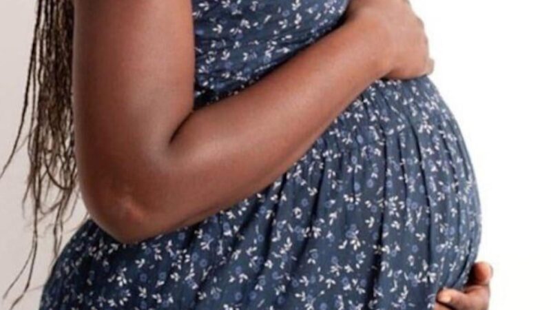 Infanticides, avortements… : Quand la loi condamne la femme et absout l&rsquo;homme (par Awa Faye)