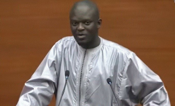 Assemblée : la grosse bourde de Cheikh Thioro Mbacké sur l’affaire Imam Alioune Badara Ndao