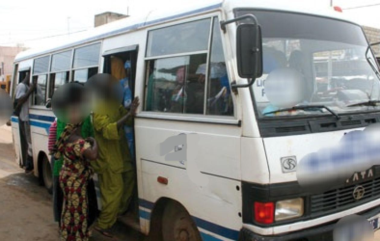 Rufisque : Un passager décède dans un bus Tata