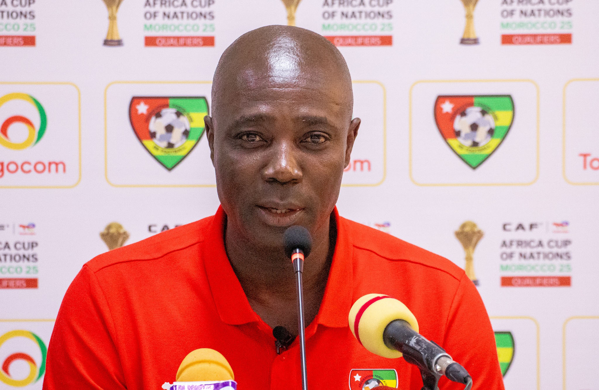 Sénégal – Succession de Pape Thiaw : Le Togolais Daré Nibombé se porte candidat au poste de sélectionneur des Lions