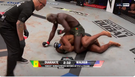 PFL : Moustapha Diakhaté s&rsquo;impose par KO et remporte son premier combat de la discipline (vidéo)
