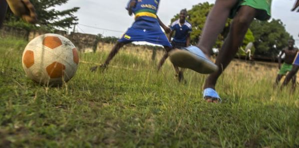 École de football des Maristes : Un entraineur arrêté…