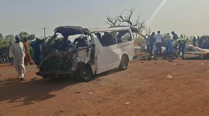 Accident meurtrier sur la route de Touba : Une collision entre un « Cheikhou Chérifou » et un bus fait 4 morts et plusieurs blessés