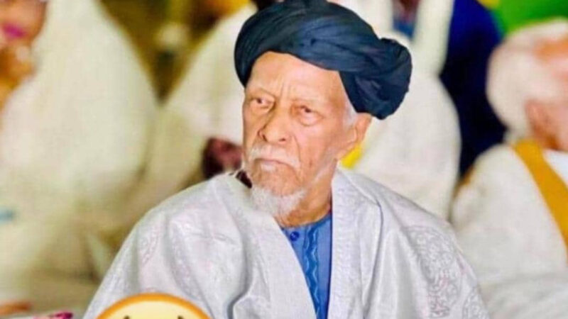 Rappel à Dieu de Cheikhna Cheikh Saadbouh Aïdara : le président Diomaye Faye rend hommage au guide religieux