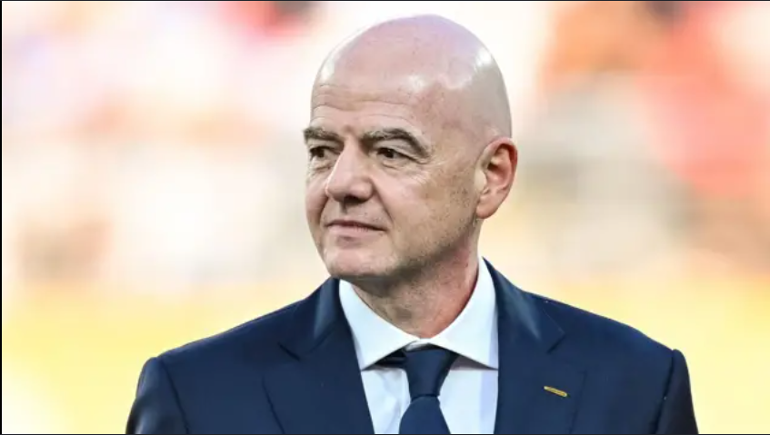 « Nous ne nous tairons plus » : Les légendes du football défient la FIFA
