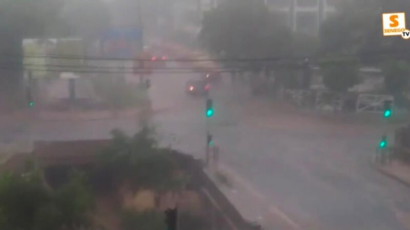 Le ciel se fâche à Dakar : Fortes rafales et ambiance de tornade (Senego TV)