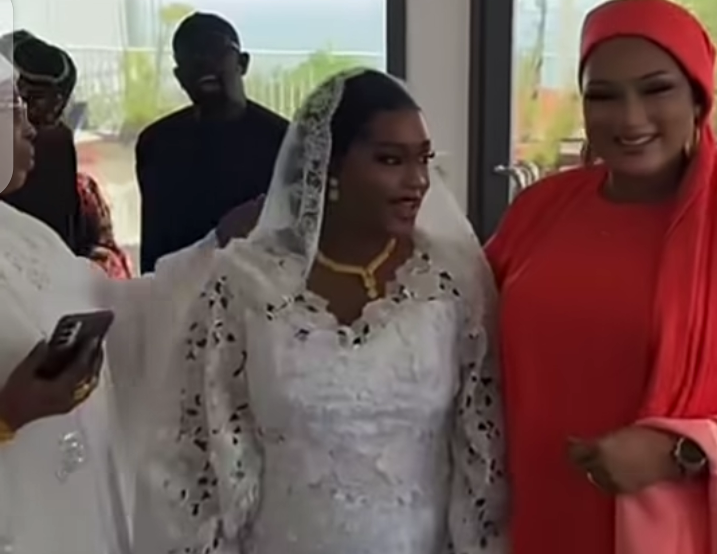 Baptême : la fille d’Aziz Ndiaye célèbre ses jumeaux… (vidéo)