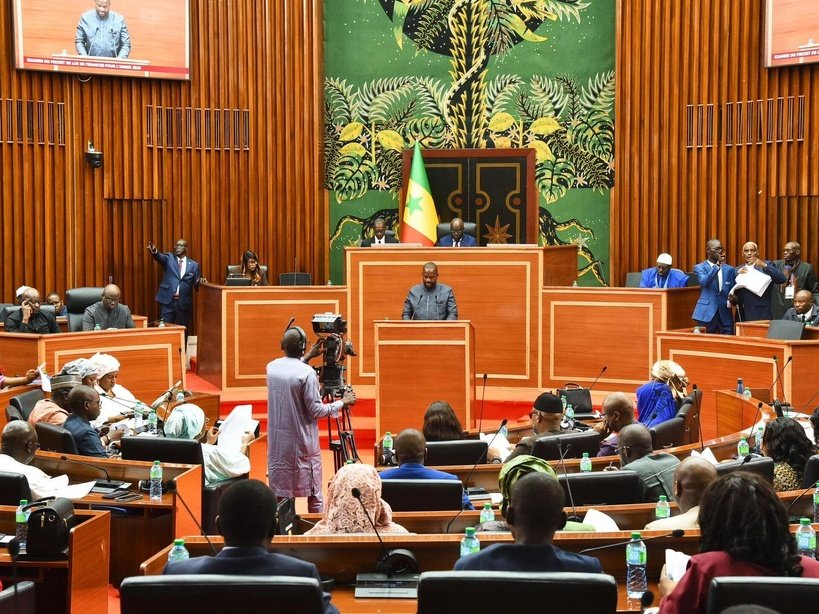 Djiby Ciss se rebelle au Parlement et appelle à dissoudre l’Assemblée nationale