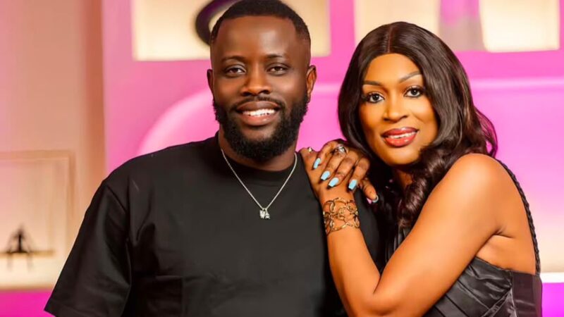 Titi et Iss814 affichent leur complicité autour de « Ya Mom Xol Bi »