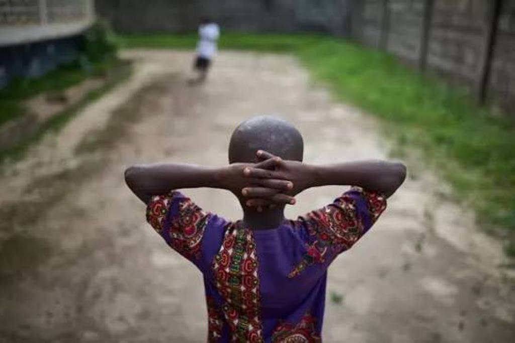 Alain Sadick publie 10 repères pour concilier héritage et autonomie des ados au Sénégal