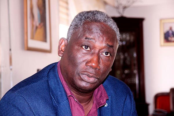 Abdou Fall met en garde contre une crise institutionnelle et appelle à des consultations larges