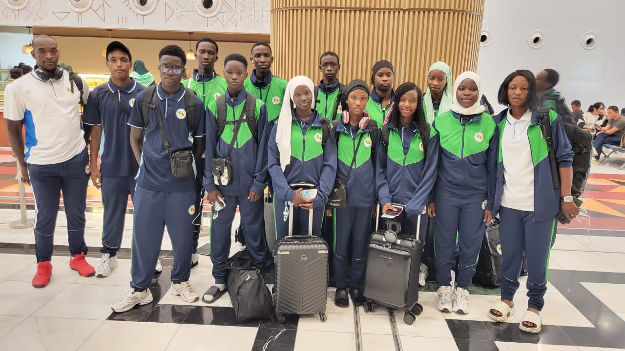 JOJ Dakar 2026 : douze escrimeurs sénégalais entament un stage de perfectionnement