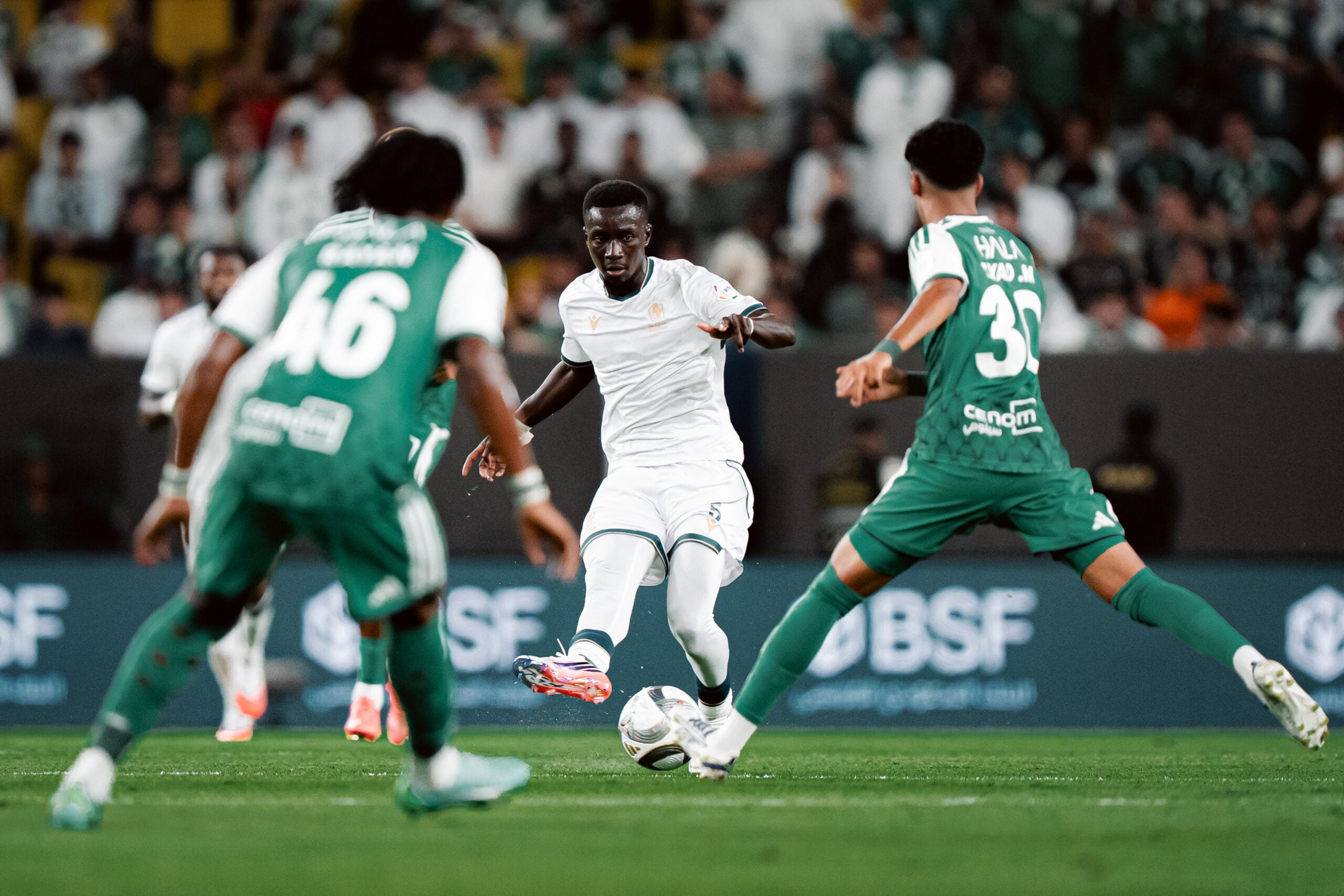 Défaite d’entrée pour Idrissa Gana Gueye : Al-Diriyah s’incline 0-1 face à Al-Ahli