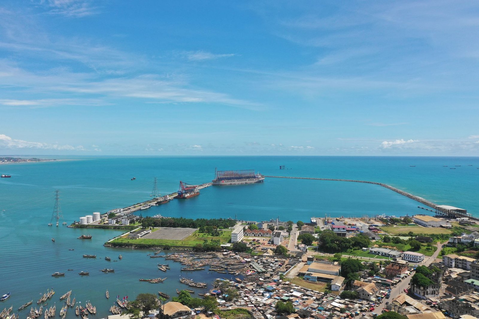 L’UEMOA a enregistré son premier excédent commercial depuis 2011 grâce à l’or, au cacao et au pétrole sénégalais