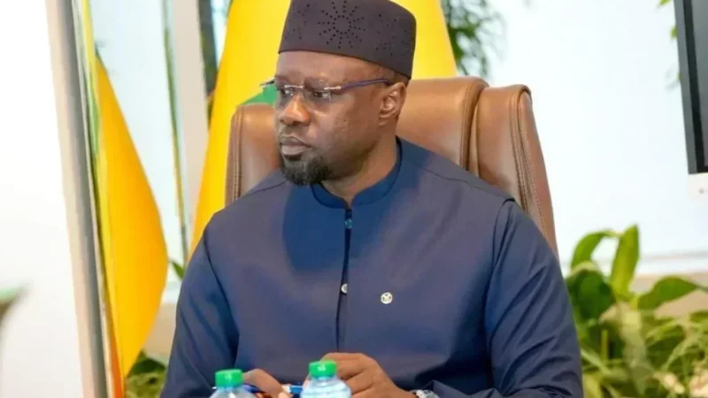 Ousmane Sonko évoque une « forme d’ajustement structurel » après la hausse du carburant