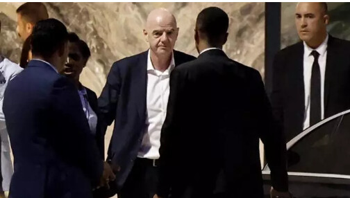 Infantino accusé d’avoir promis la finale du Mondial 2030 au Maroc en échange d’un soutien