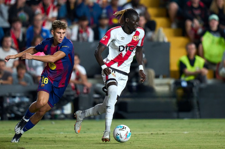 Rayo Vallecano : Pathé Ciss sera présent face au FC Barcelone
