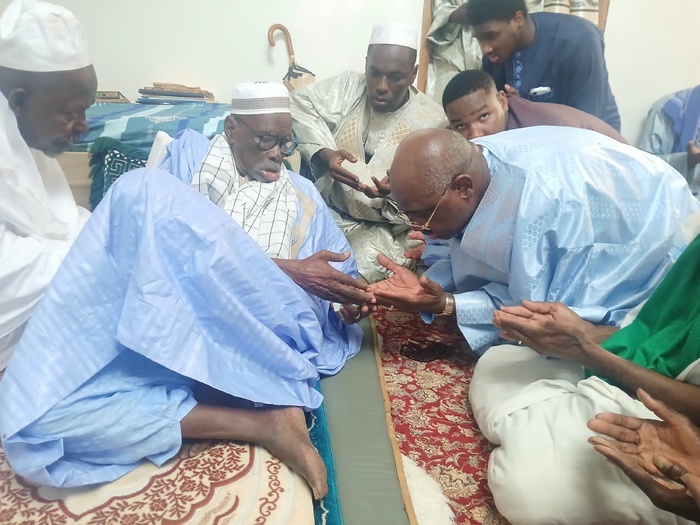 Farba Ngom clôt le Gamou avec son guide religieux à Doumga Ouro Alpha