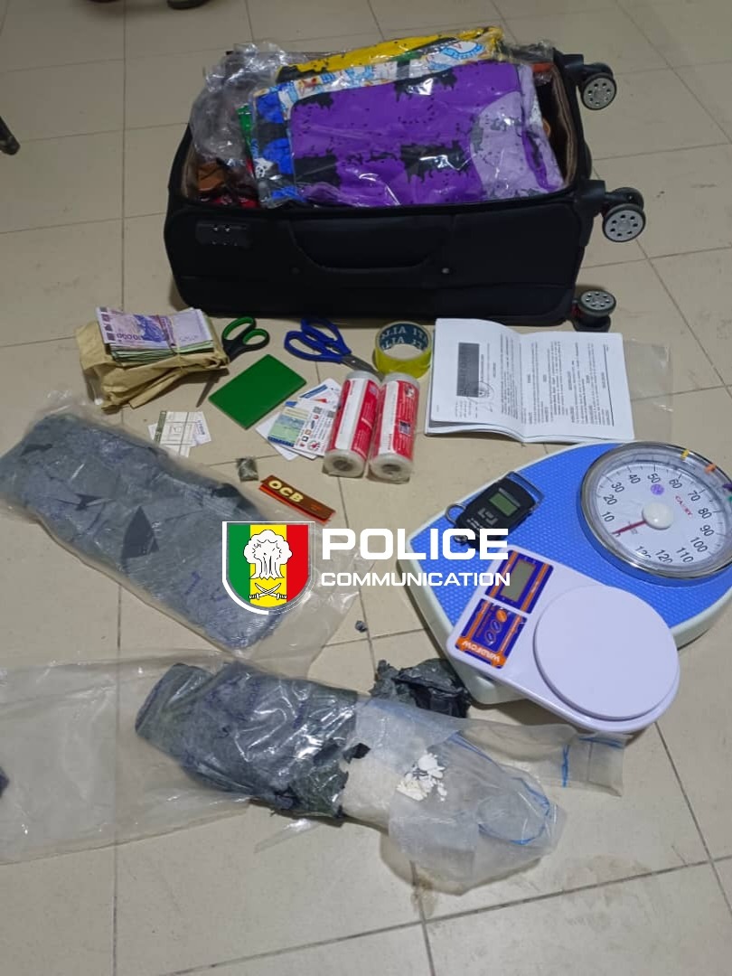 Dakar : 1,070 kg de cocaïne saisis, trois suspects arrêtés par l’OCRTIS