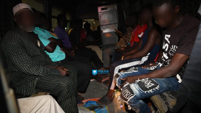 Mendicité à Dakar : 58 hommes, 66 femmes, 105 enfants… les chiffres impressionnants de l&rsquo;opération menée par la police