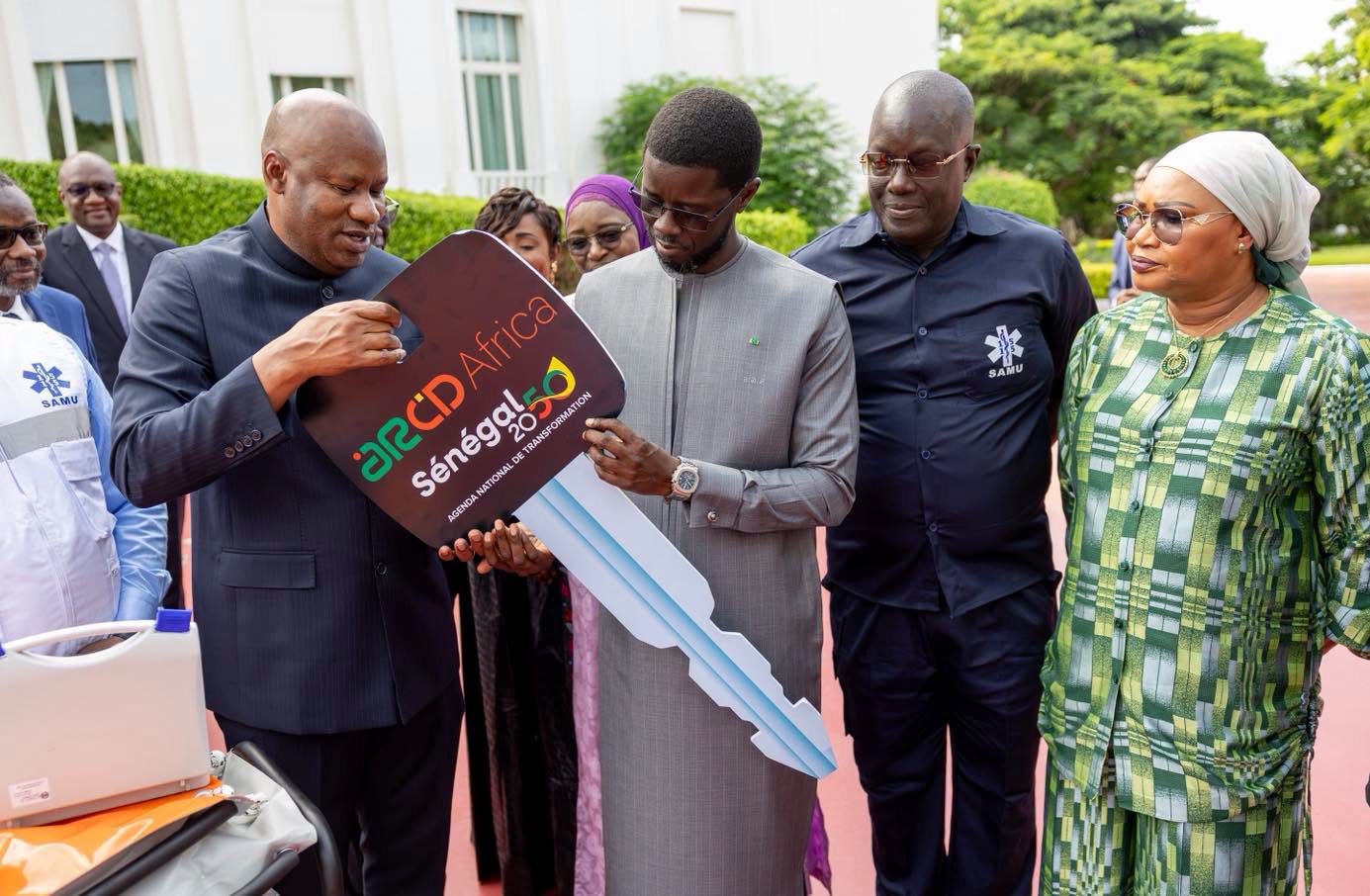 Sénégal : 153 nouvelles ambulances médicalisées réceptionnées par le président Diomaye Faye (Photos)