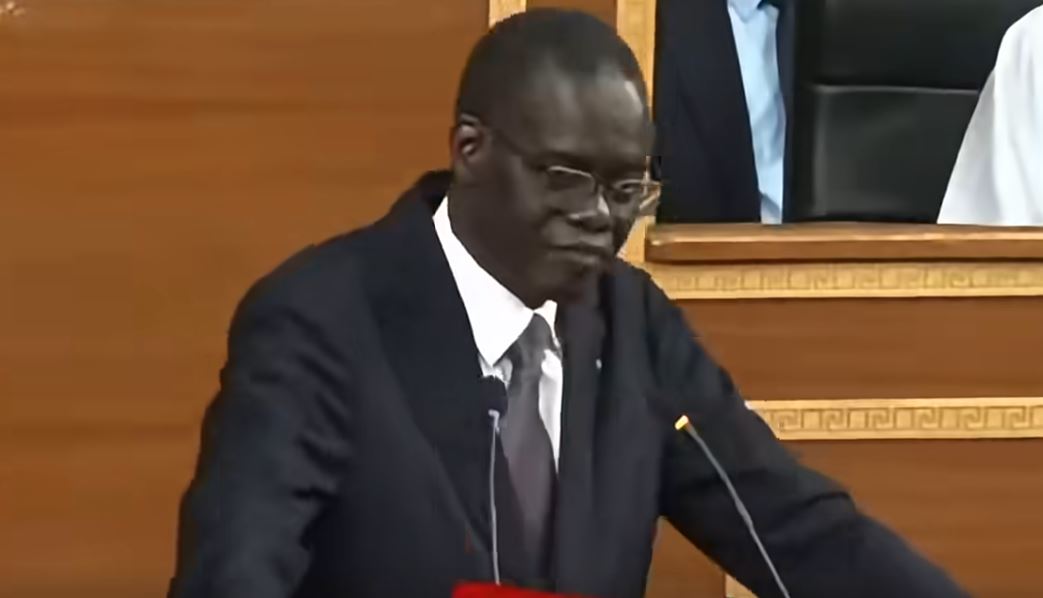 DPG-Al Aminou Lo : « nous allons encore nous appauvrir en 2026 parce qu’on n’a pas les moyens de nos ambitions…»