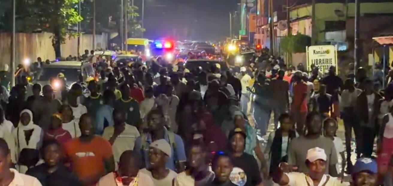 Direct Ziguinchor : Ousmane Sonko accueilli par une foule immense