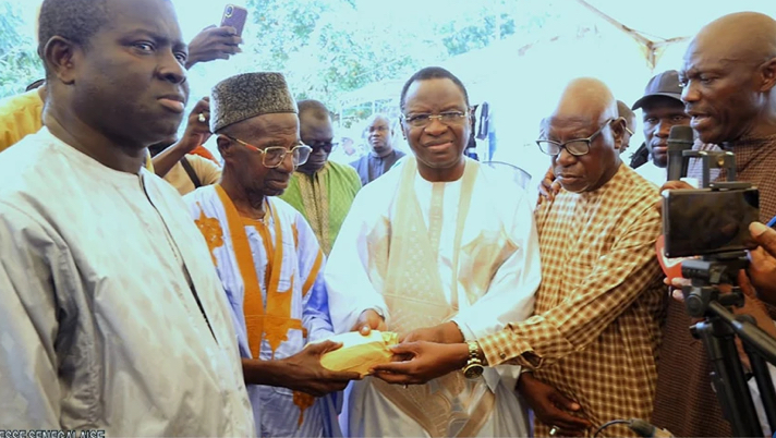 Mbour : le président Faye offre 5 millions de F CFA à la collectivité mandingue pour sa cérémonie d&rsquo;initiation