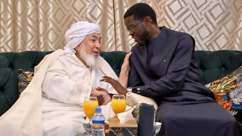 Paix en Afrique : Bassirou Diomaye Faye échange avec Cheikh Abdallah bin Bayyah