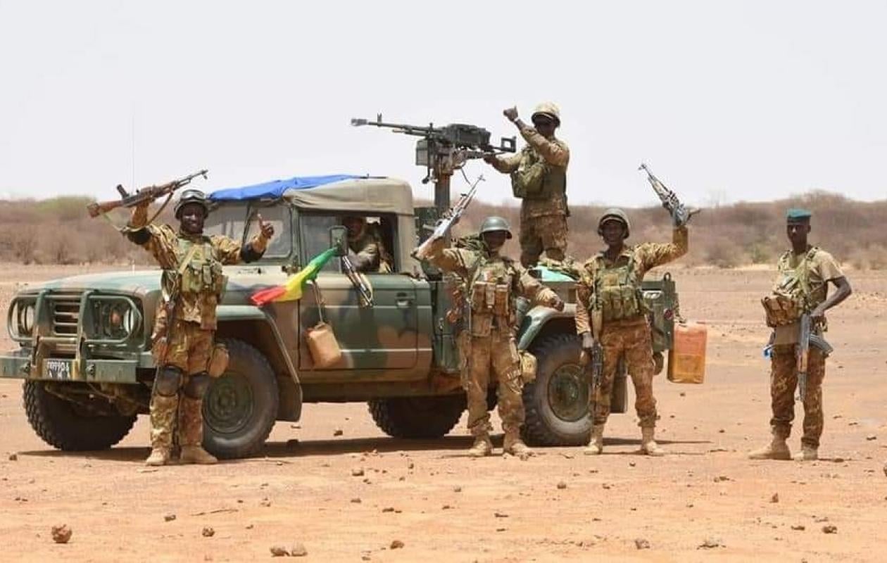 Sécurité au Mali : près de 1 000 terroristes neutralisés en août, selon l’armée