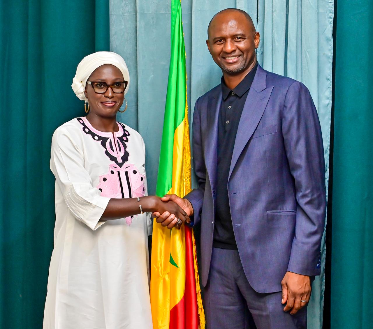 Équipe nationale : Patrick Vieira reçu par la ministre des Sports Djiréye Clotilde Coly (Photos)